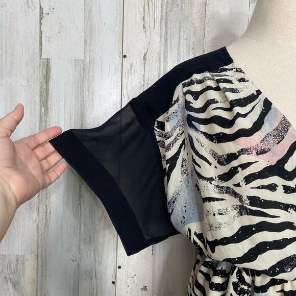 Urban Outfitters Silence + Noise Zebra Print Romper Black Cream Cutout Size S - Picture 6 of 16
